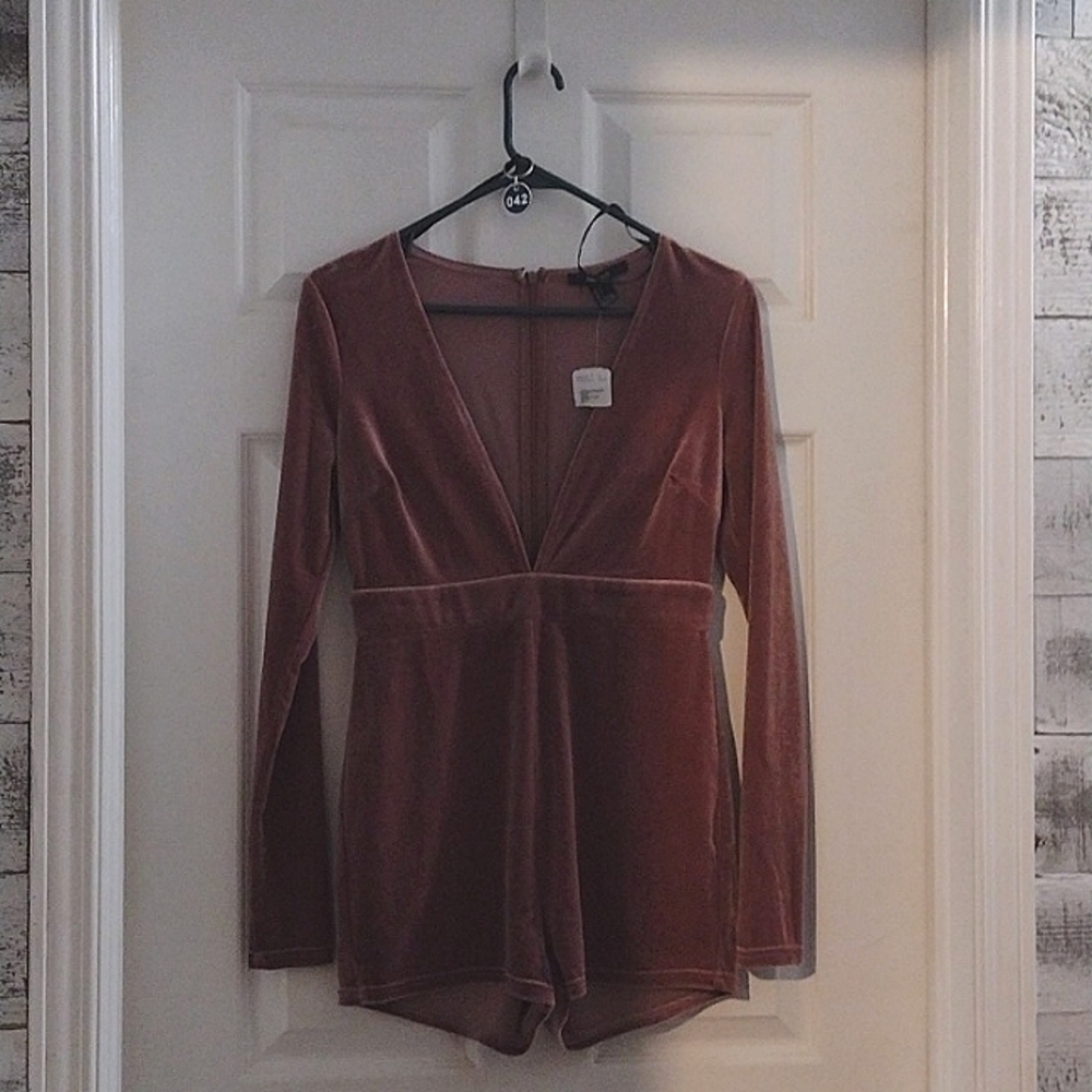 Forever 21 velour romper NWT gorgeous and soft.